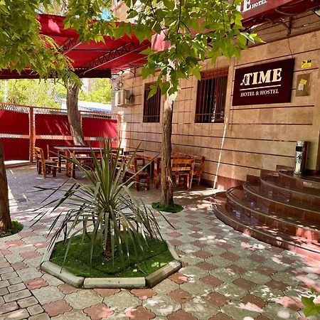Time Hotel & Tours Yerevan Exterior foto