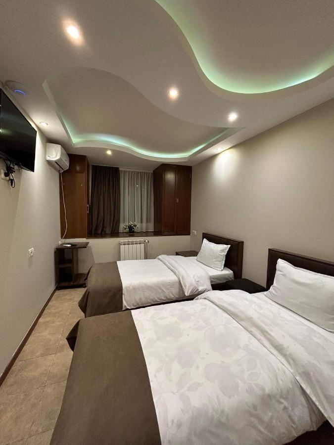 Time Hotel & Tours Yerevan Exterior foto