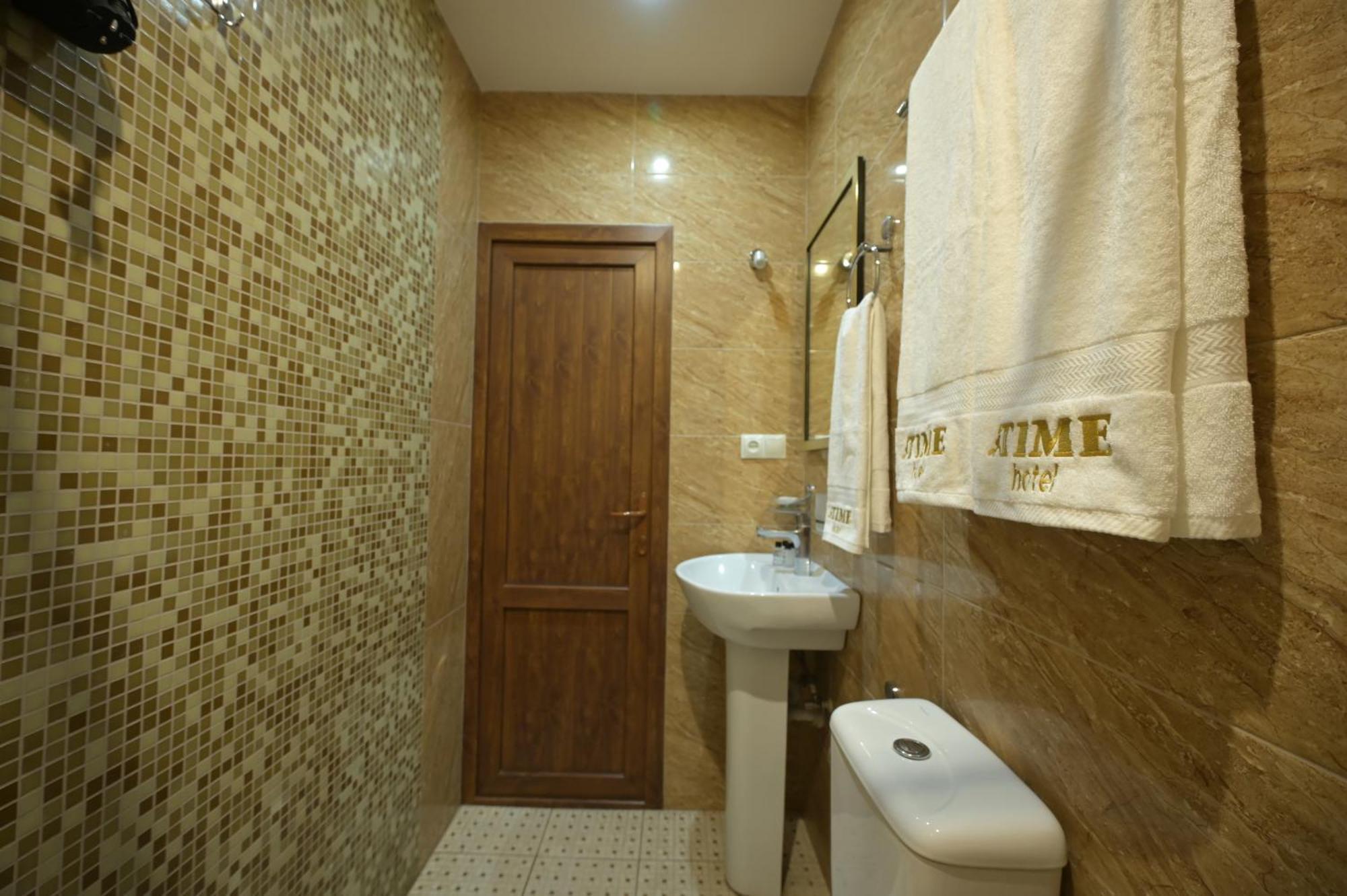 Time Hotel & Tours Yerevan Exterior foto
