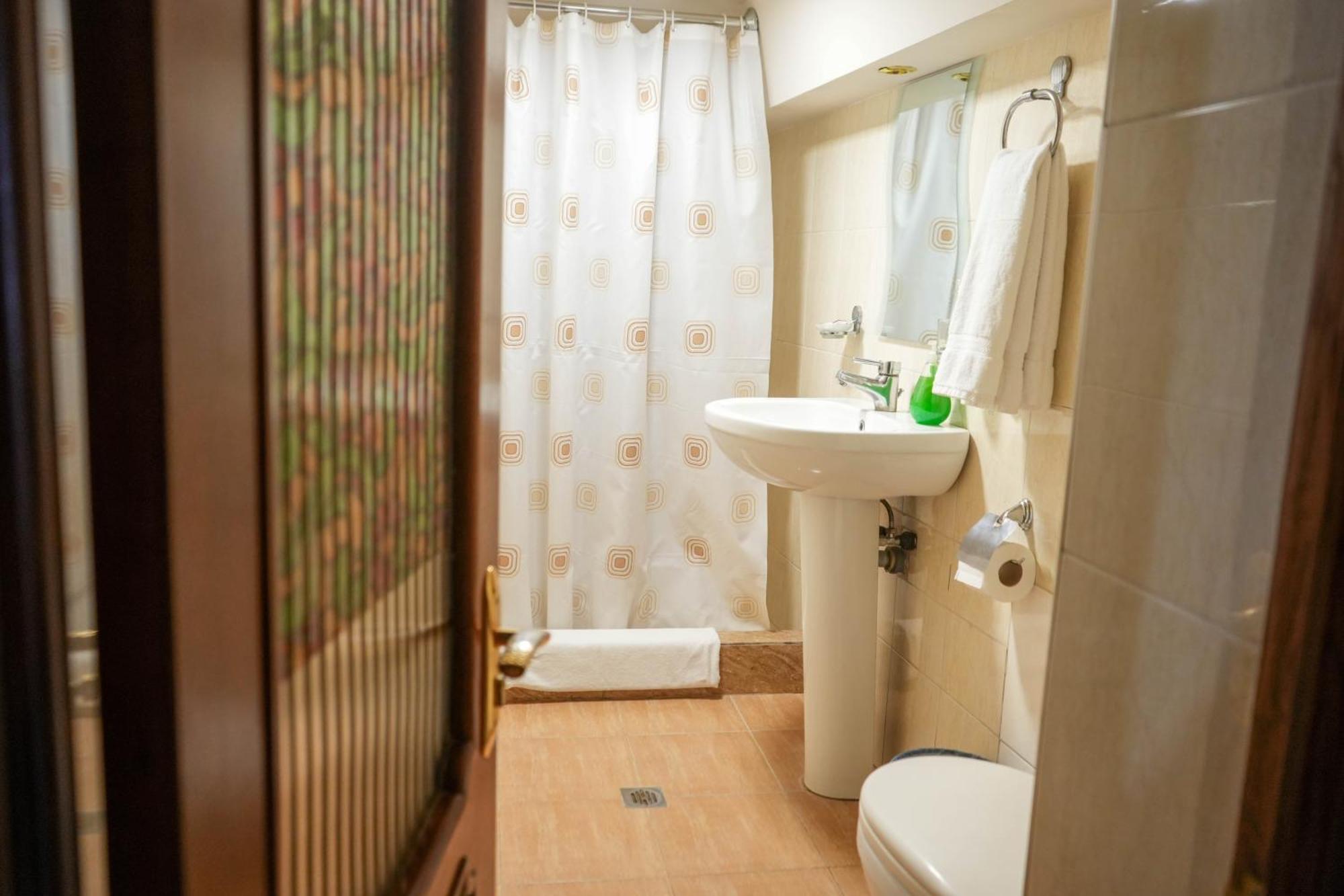 Time Hotel & Tours Yerevan Quarto foto